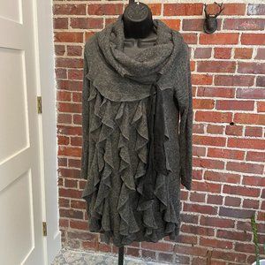 Women's Gray Sweater Long Ruffles Extra Warm Ryu Sz M